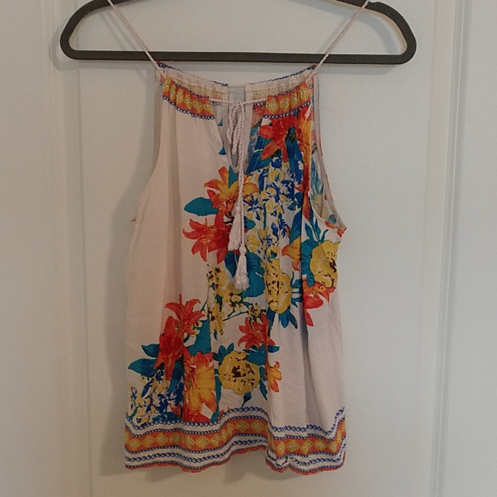 GUC white floral tank top Sz L